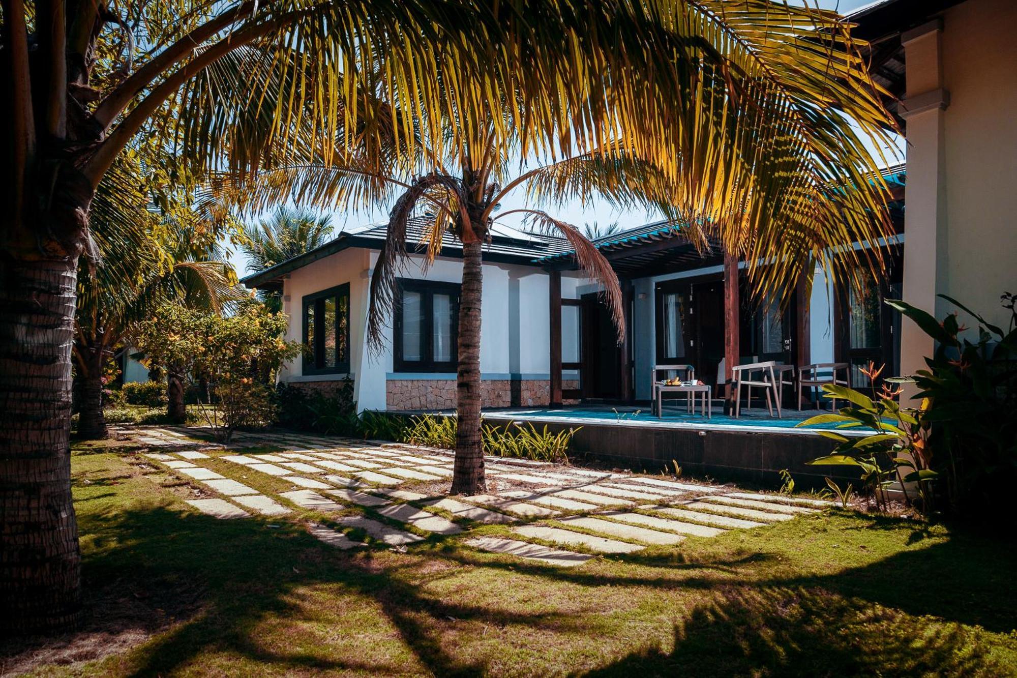 Duyen Ha Resort Cam Ranh Exterior photo